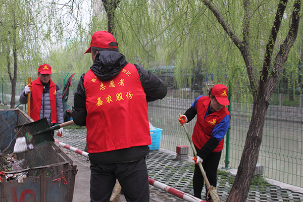 1498100462190552.jpg 17-3-21党员志愿者在行动--(1).jpg