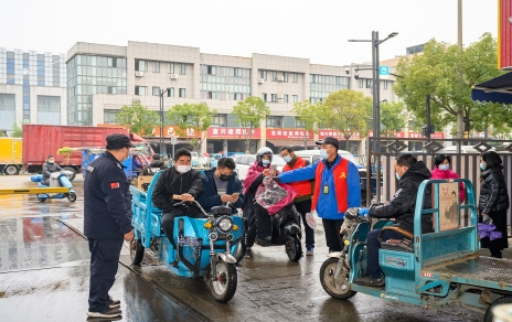 升级防控  确保供应